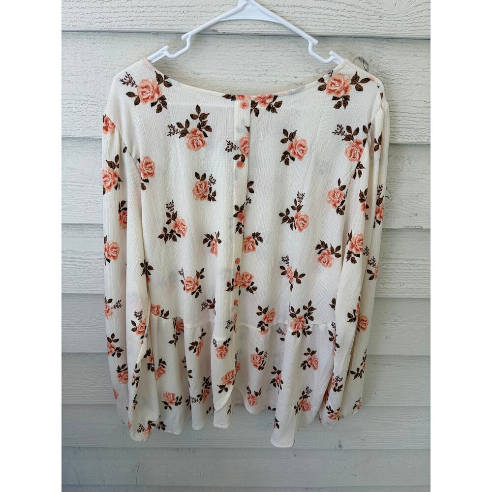NWT LuLaRoe Vivian Floral Long Sleeve Top XL Cream Pink Rose Print Boho - Picture 9 of 10